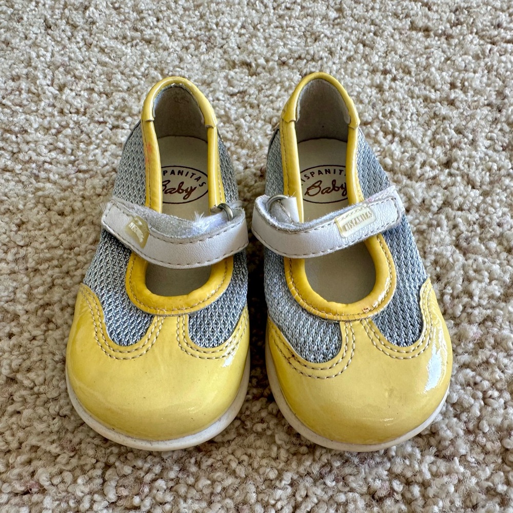 Baby shoes - Picture 2 of 4
